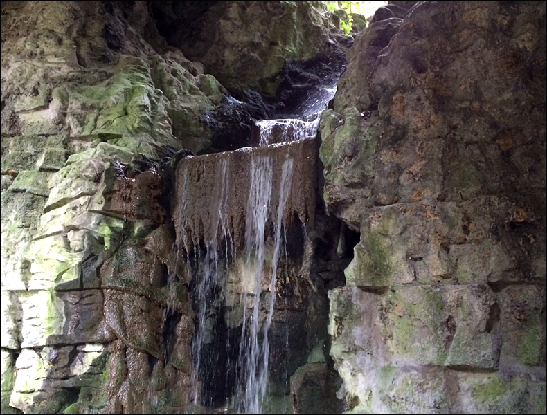 Inside the grotto; pic: Cynthia Rose