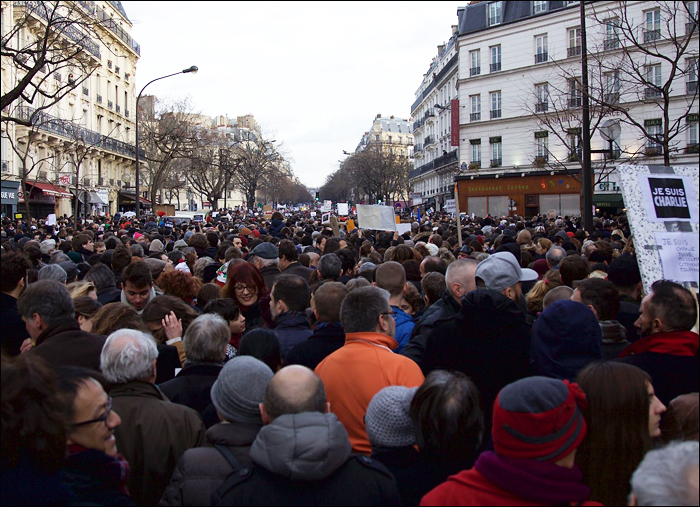 Waiting in rue de la République; pic: Cynthia Rose